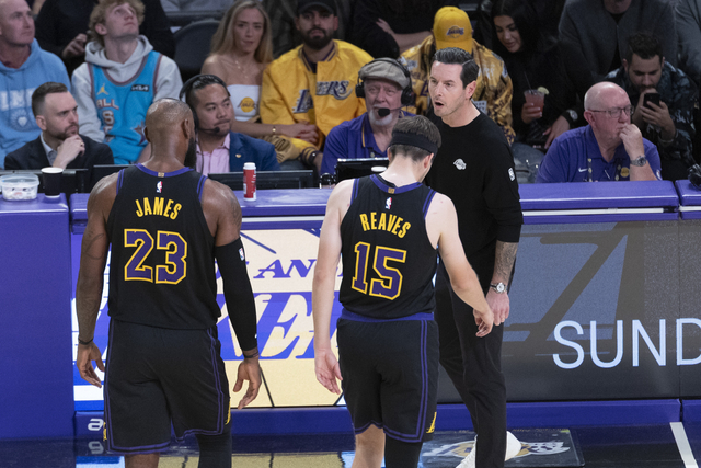 小里弗斯拒绝执行合同选项 成为现役最强落选秀