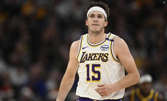 小里弗斯拒绝执行合同选项 成为现役最强落选秀