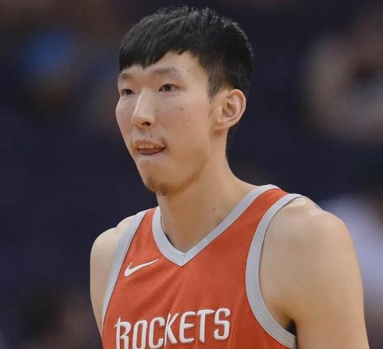 杨瀚森躺赢晋级NBA季后赛 时隔8年中国球员再进季